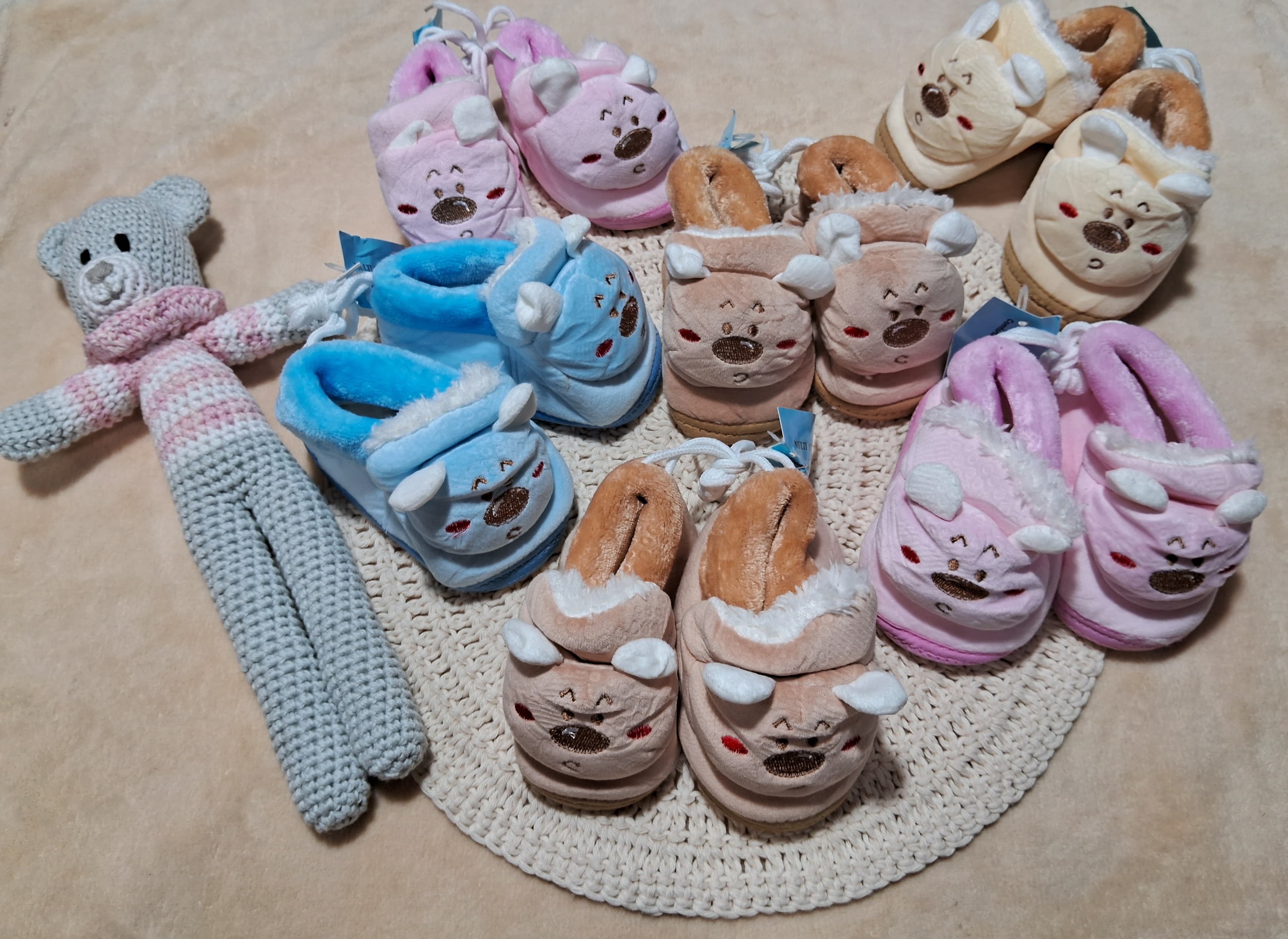 Pantuflas con goma abajo bebé, ropa de bebés