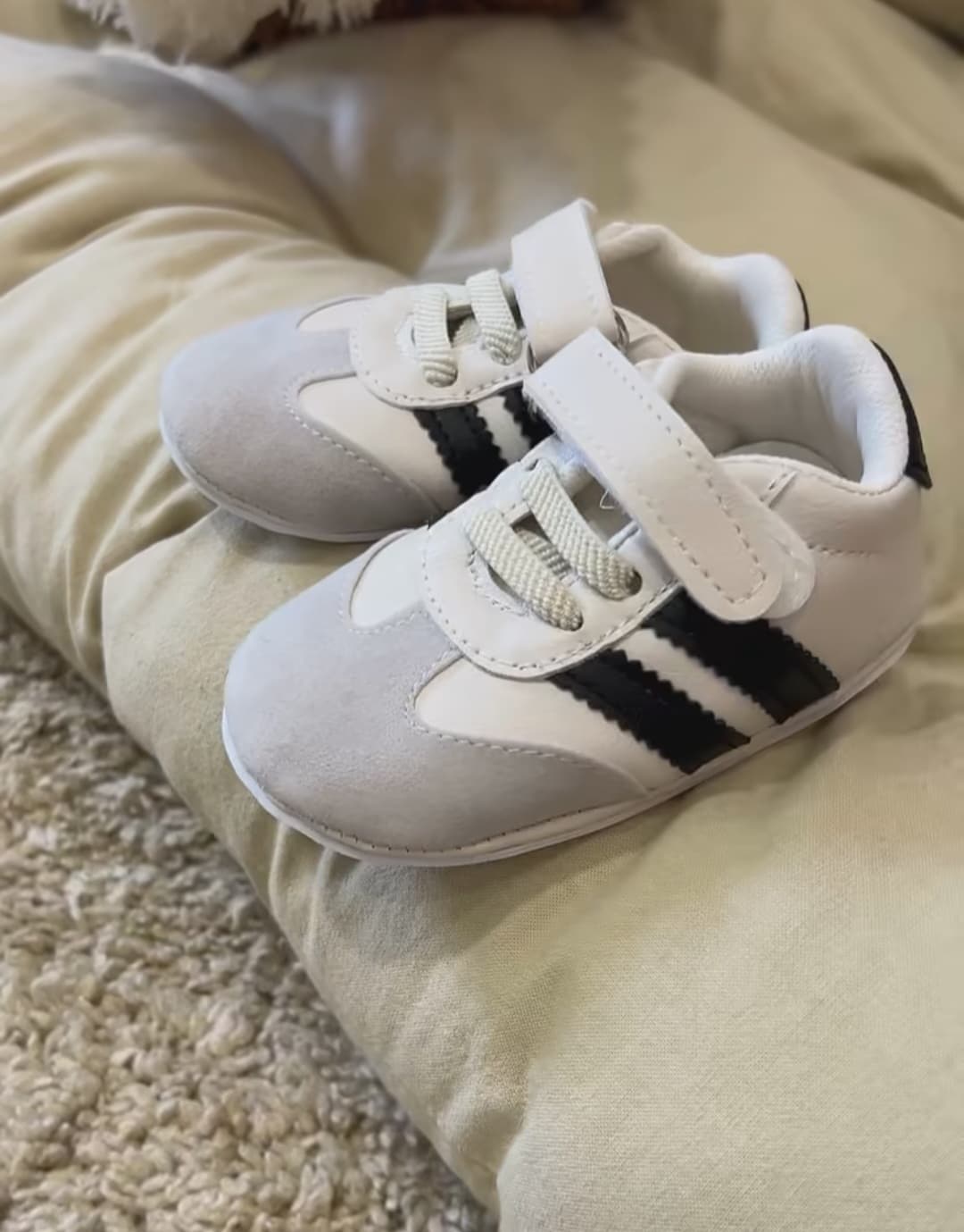 Zapatillas bebé, ropa de bebés
